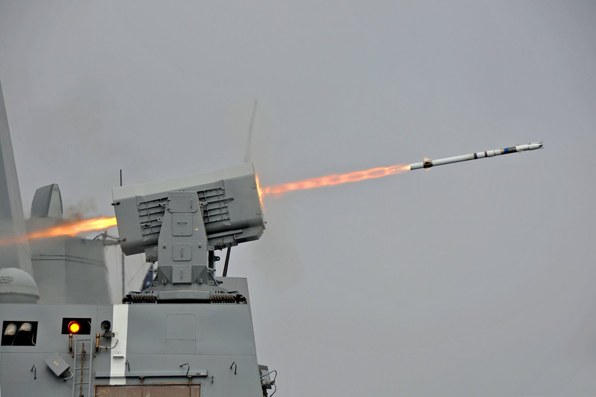 RCDefense's tweet photo. Navy's New SeaRAM a Game Changer? | @Krisosbornko @Warrior_mag https://t.co/pjStqjGvBM https://t.co/dwpdMy3kOC