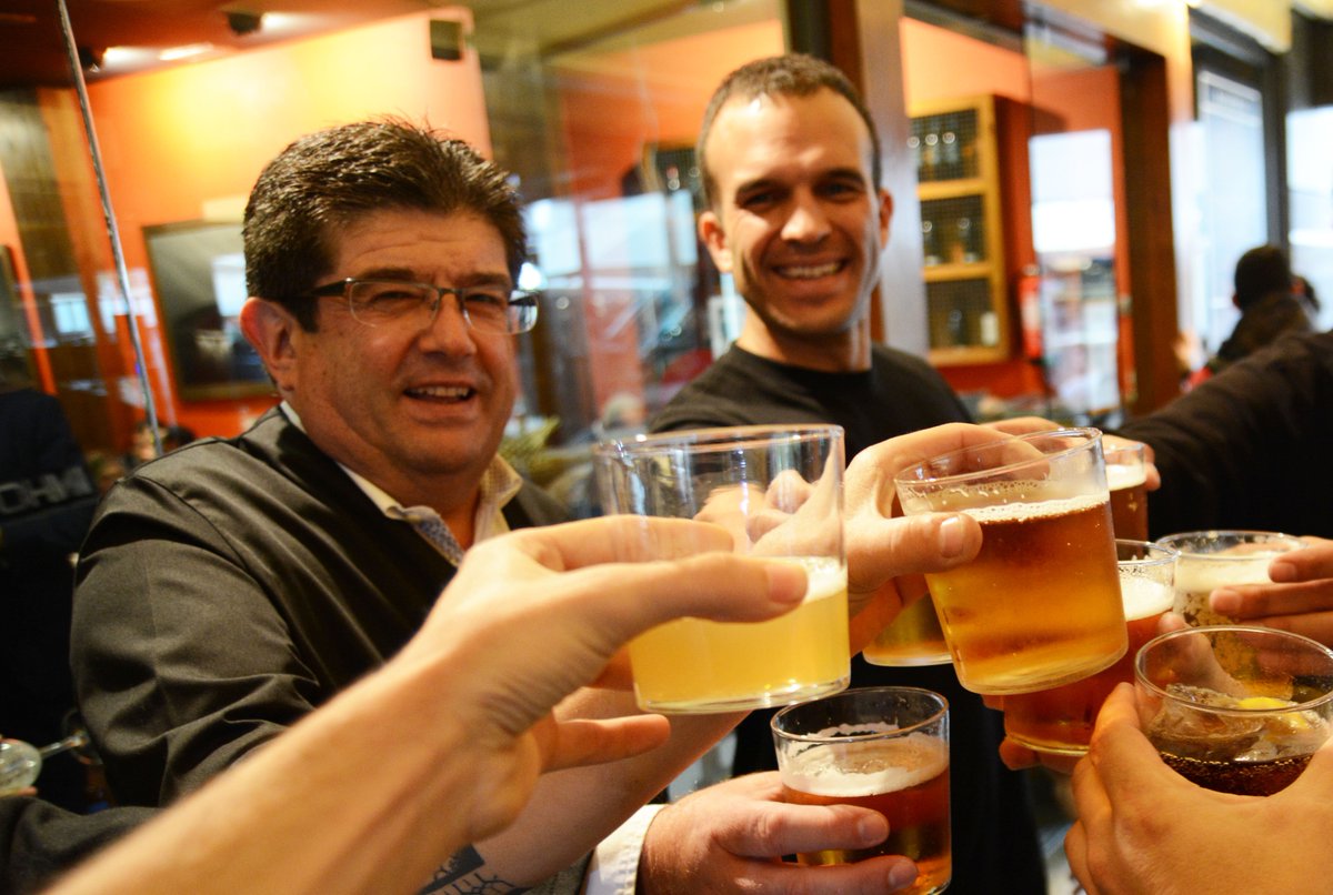 Mainho_SL's tweet photo. Nos despedimos de @Hostelcobcn con buenos resultados y contentos por la gran afluencia de gente. Os esperamos de nuevo en 2018! #MAINHO https://t.co/k8a4pWGliX