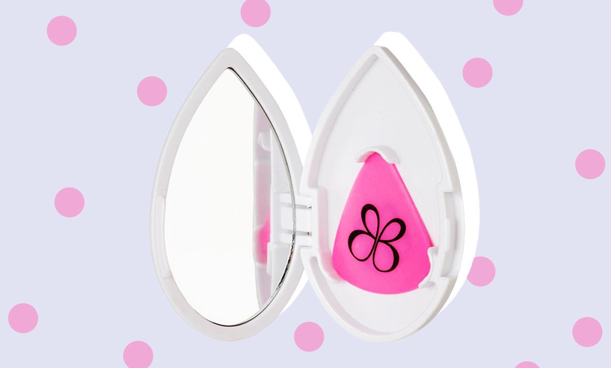 beautyblenderUK's tweet photo. Want to see the #LinerDesigner in action? Well, @thepooluk has you covered. Tried &amp; tested in GIF form &amp; everything https://t.co/FUHouYiFdC https://t.co/zKeo5xHzRt