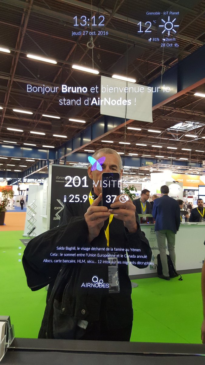 BrunoBrugnacchi's tweet photo. Salon @IoT_Planet le miroir connecté multifonctions créé par la #startup @AirNodes belle idée !  #IoT #FrenchTech https://t.co/ZlMFpnF58g