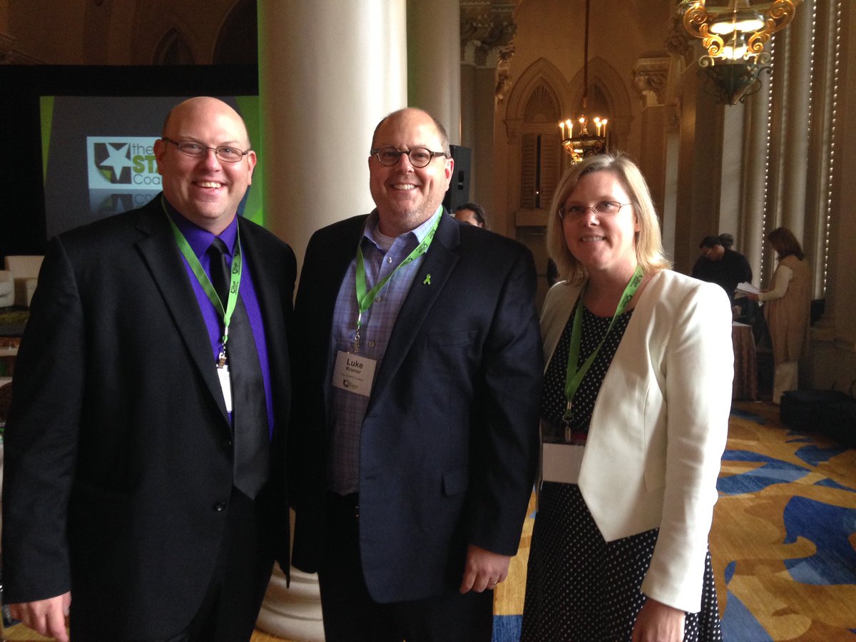 NAMINEWYORK's tweet photo. TY @CNSSummit 4 having us. @NAMINEWYORK preaches #RecoveryTeams this is the ultimate #RecoveryTeam #BetterTogether https://t.co/6AAyYK8C5O