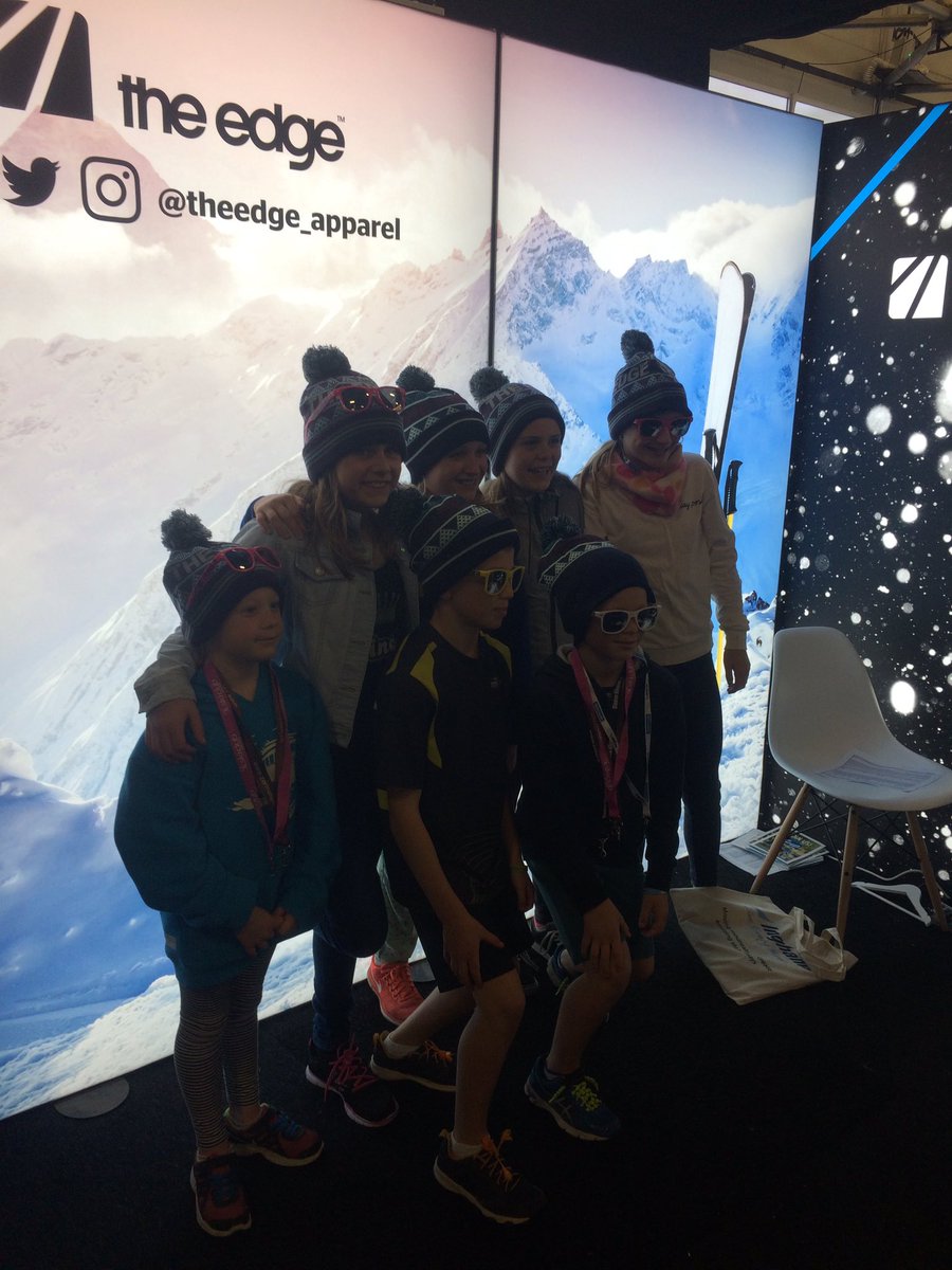 theedge_apparel's tweet photo. Full The Edge squad! #teamtheedge #SkiShowLondon https://t.co/xz62v5bGYt