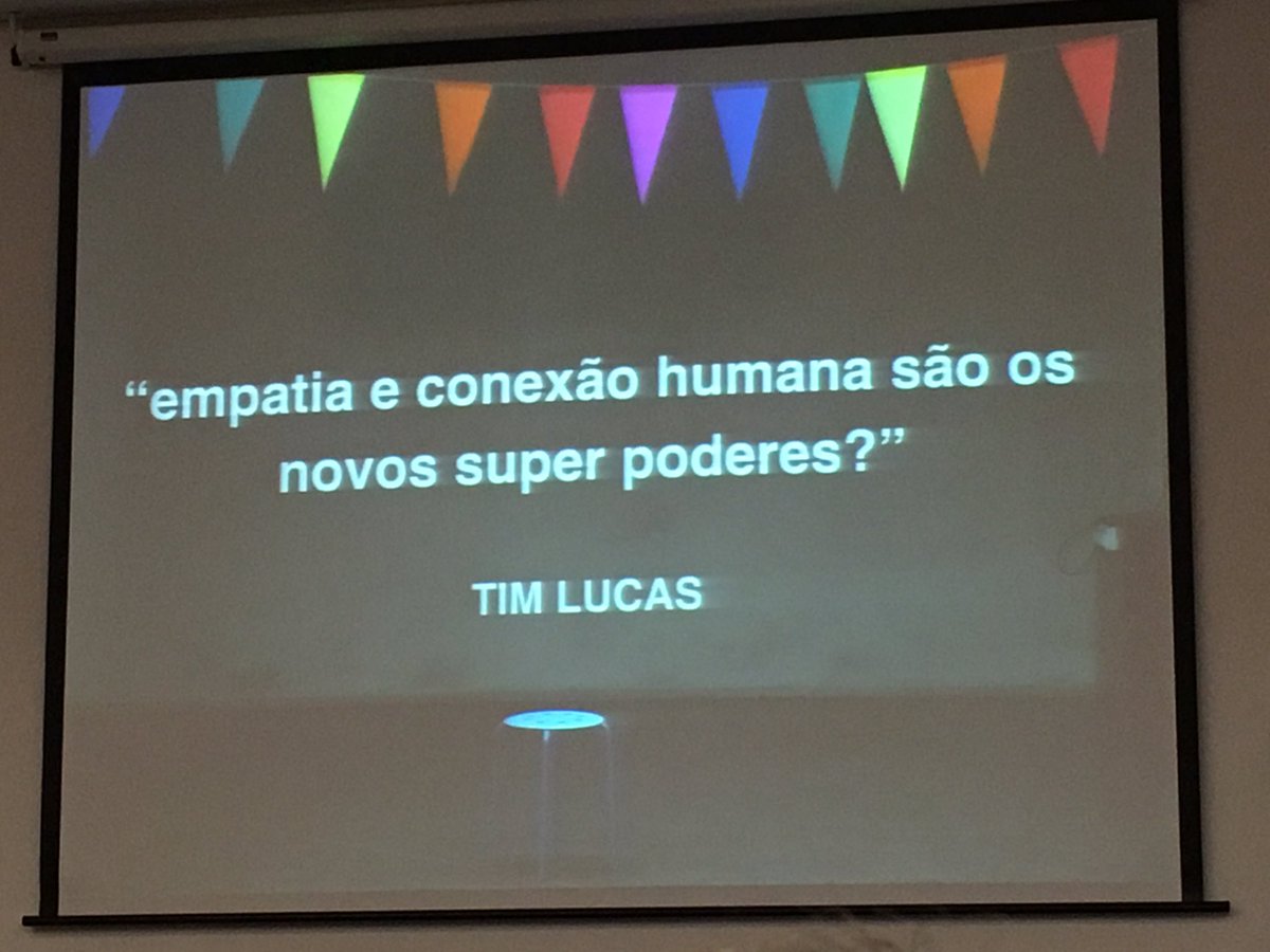 listening_ag's tweet image. Começou a participação de @timlucasbr no #abainsights Falando sobre empatia.