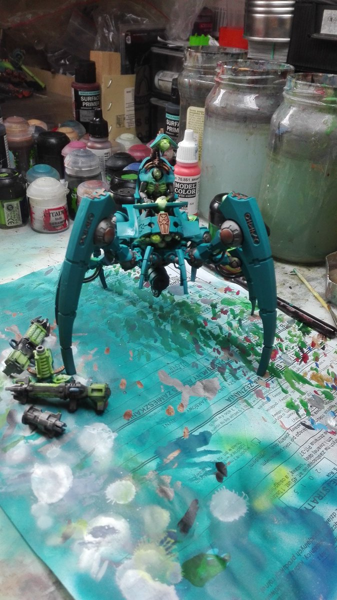 #PaintingWarhammer #necrons Triarch Stalker. It's really a great sculpt :)