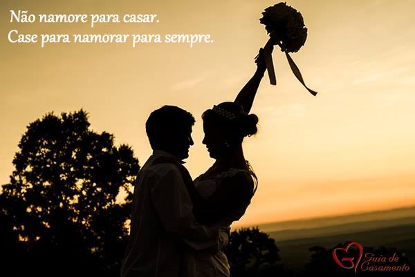 GuiadeCasamento's tweet photo. "Não namore para casar...
Case para namorar para sempre."

#Casamento #Mensagem https://t.co/PbckVCrzYF