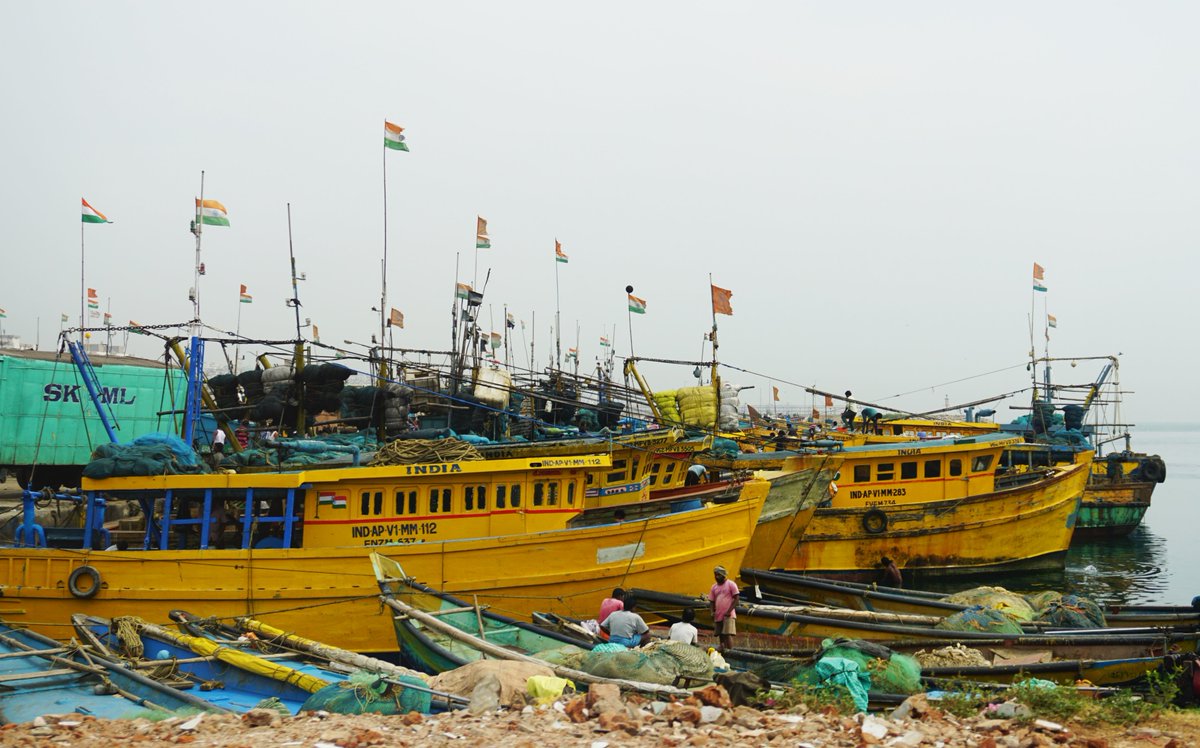rickhallpe's tweet photo. @salilkader I hope these hard working people fare well in the coming Cyclone Kyant. thanks for your help. https://t.co/7YzDYNl8Bh