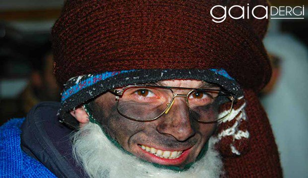 omergencia's tweet photo. #folklorethursday will it be a surprise to observe #halloween in a muslim country? #NorthernTurkey #BlackSeaRegion https://t.co/93d5WmcSBz