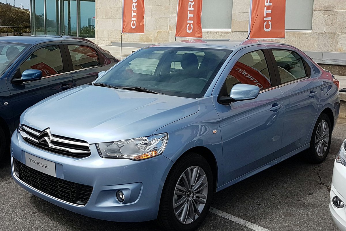 MotorTest1's tweet photo. El #CElysee de @citroenarg se lanza antes en nuestro programa. Mañana 20.30 por Showsport en prov. de Córdoba @solebereciartua @valensolari https://t.co/TbWLolPd7W
