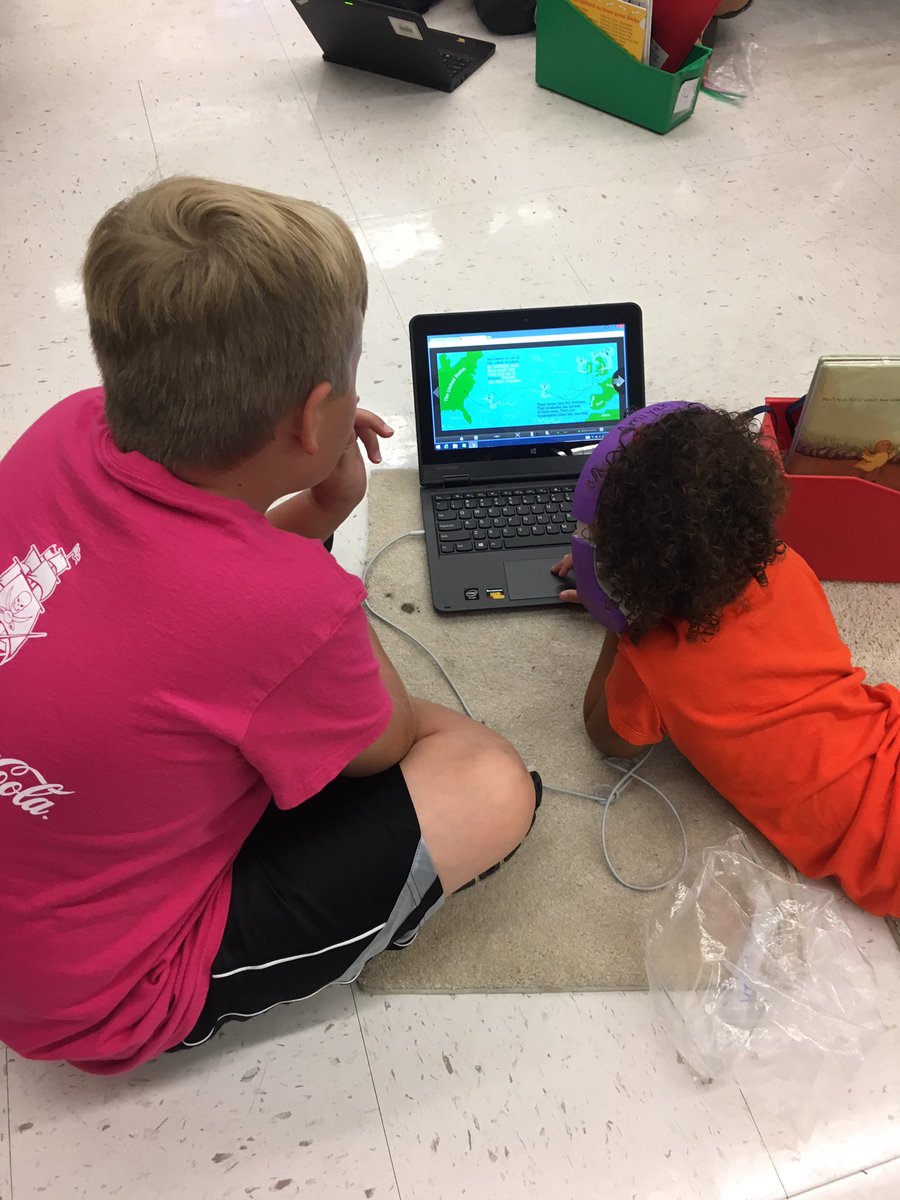 michellegaskin3's tweet photo. So proud of 4 &amp; kg reading buddies💪🏽@myONreader @LSESPTA @HCPSElemELA @HCLithiaSprings #poetry #myon #fluency #sightwords https://t.co/MY1KsgIKGo