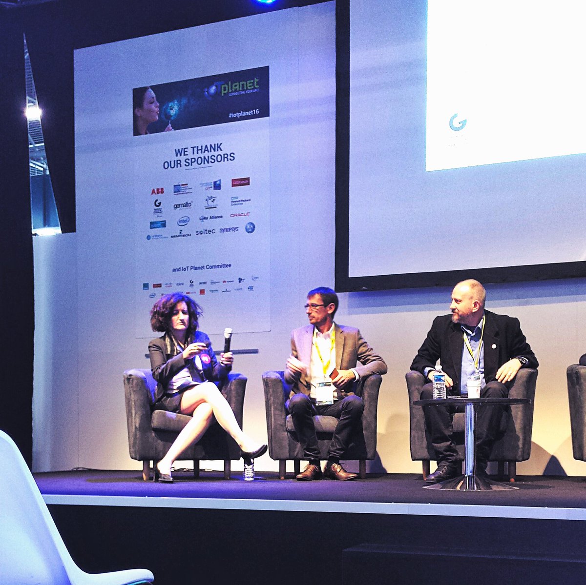 alex_mtsk's tweet photo. Visions about new expected profiles for #IoT and talent strategy! Let's go! #iotplanet16 https://t.co/cpPkQJLfXQ