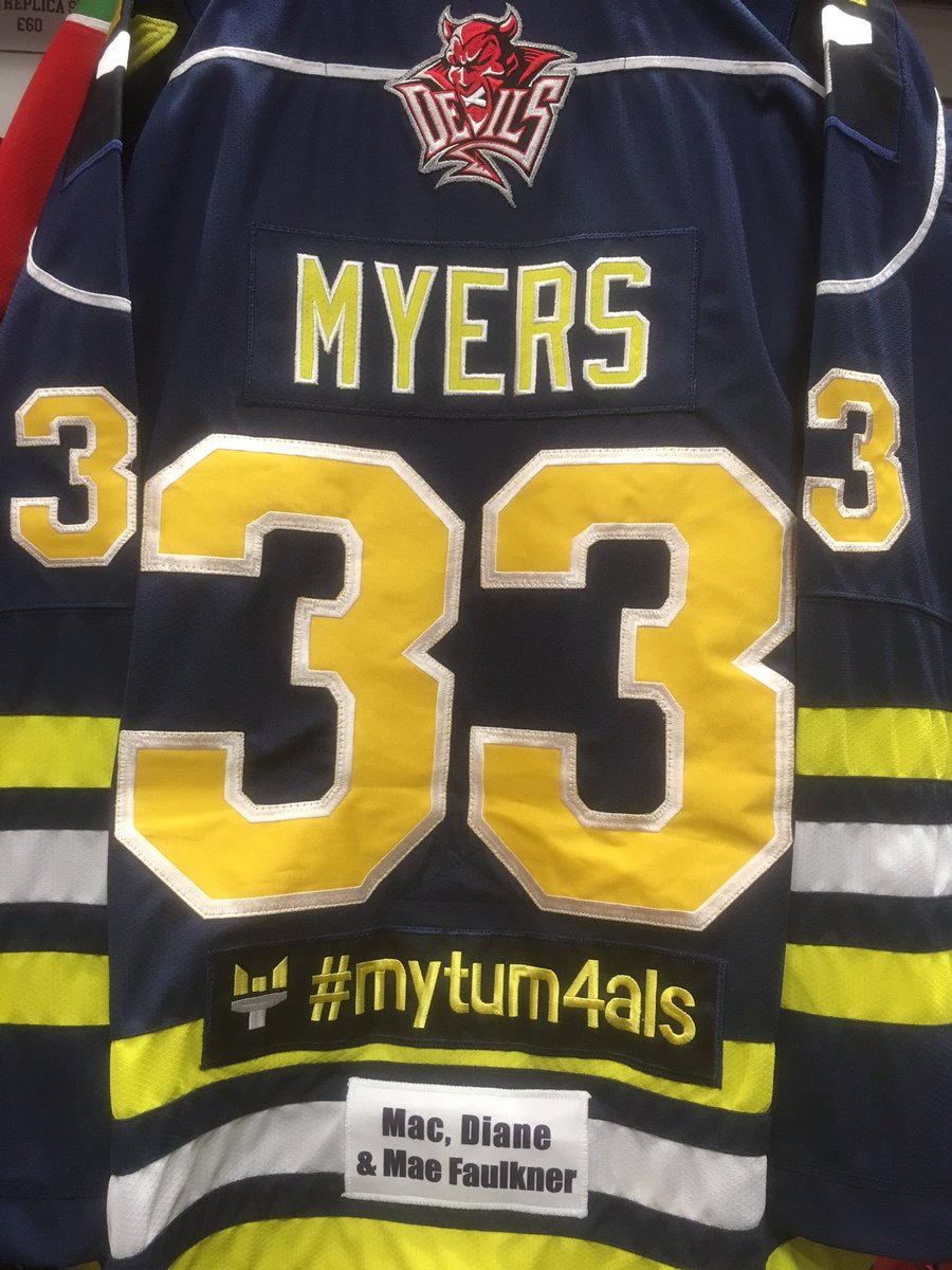 Finally to <a href="/Faulksnation/">Mac</a> <a href="/PizzyD/">Diane0713</a> and Mae for sponsoring shootout winning <a href="/Myersthegoalie/">Joseph Myers</a> #deadpuck