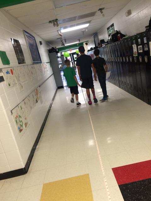 H_M_Rockets's tweet photo. balloon rockets and catapults
#eighthgradescience #ourschoolisamazing https://t.co/y49fkqVmn0