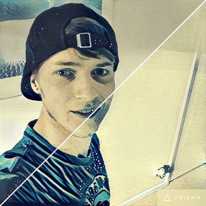 Manman30k's tweet photo. ✨🎂Chillin, relaxing, chillout together with #liveme 🎩TopCat🎩:#CoinD
https://t.co/IGqEdLgcht https://t.co/Udb9Tn4Blw
