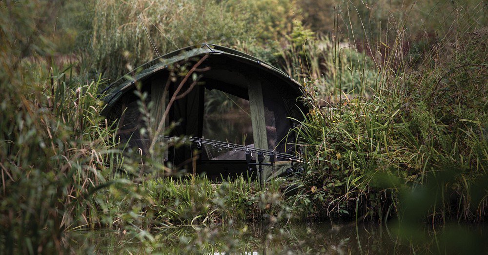 carpology's tweet photo. New competition! Win a @soniksports XTI 1-Man Bivvy RRP £449.99! RT and go to https://t.co/PL8lAaXE3e #CARPology #Win https://t.co/P4WjvwYUcH