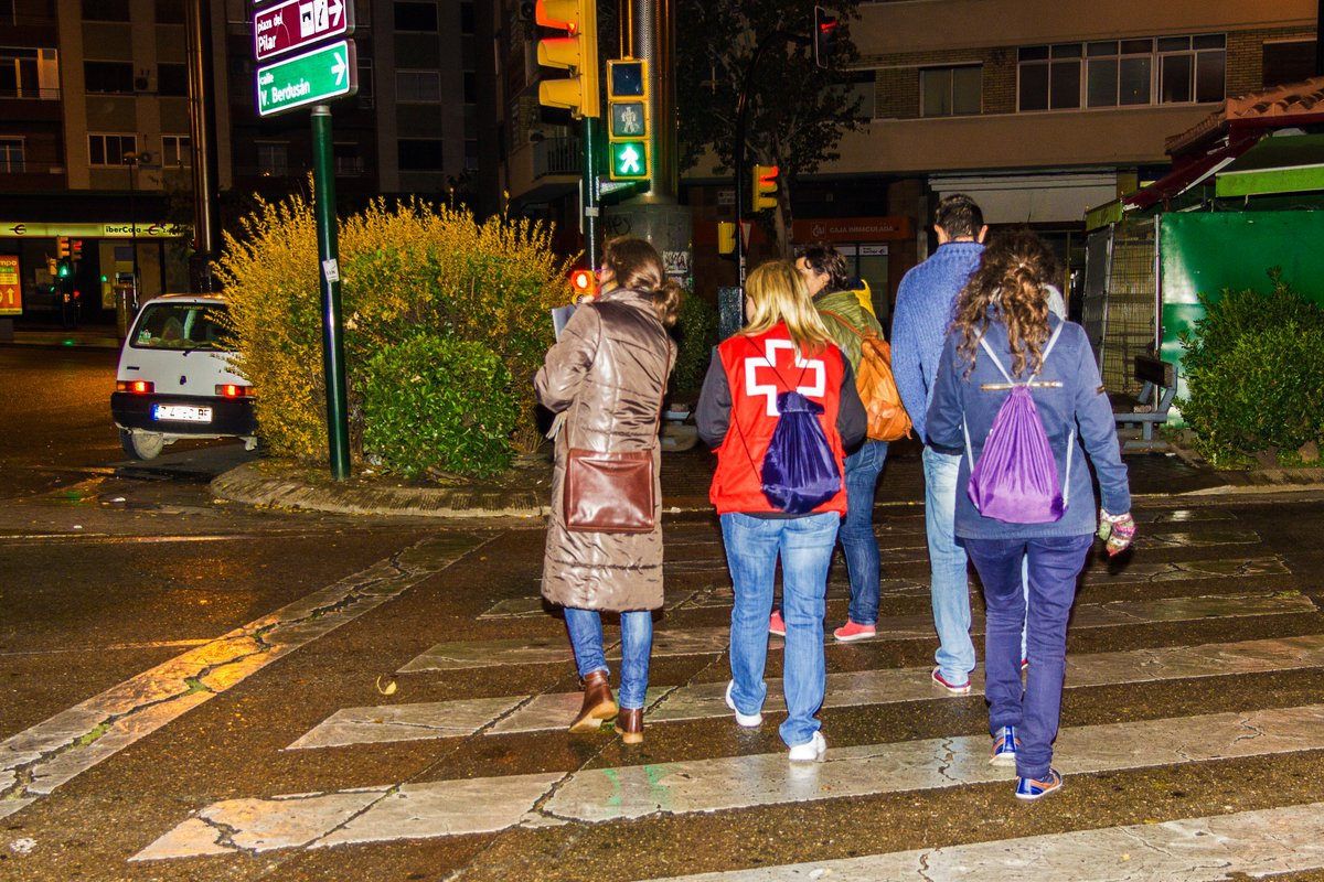 CruzRojaZgz's tweet photo. VIVE ESTA EXPERIENCIA. Participa en el Recuento de Personas #sinhogar @CruzRojaZgz #Zaragoza. INSCRÍBETE YA https://t.co/2uZxOSmYod https://t.co/x19fGhxdoO