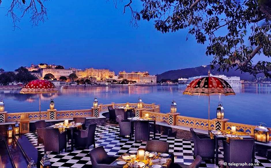 LuxTravelHotels's tweet photo. Amazing Outdoor Restaurants ready to serve when there's warm weather https://t.co/C6f8oZL0Y4 #Bangkok #Bali #Italy https://t.co/JIVKWX7dHn