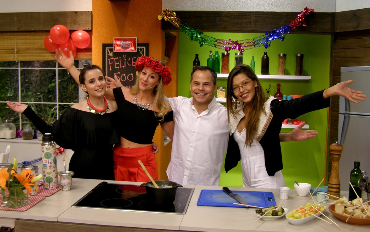 ratingcordoba's tweet photo. #FPRatingCBA OCTUBRE #IBOPE
#NoticieroDoce 15.1 @fabianadalpra
#JustoAlMediodia 5.3 @lauritaloforte @emisanchez3
#BienDespiertos 1.2 https://t.co/nfNVDZHDC2