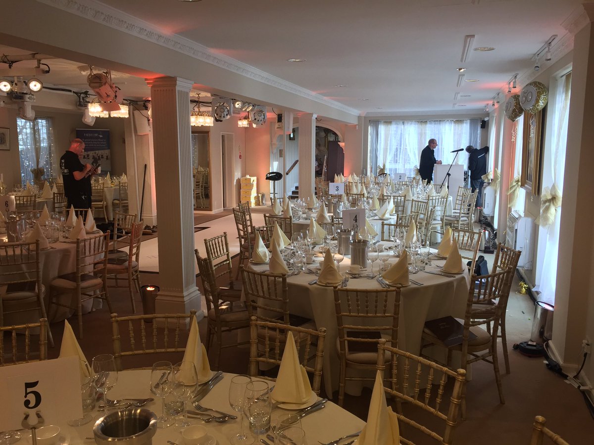 Seasonscaterin's tweet image. Final touches for tonight's amazing charity event @AmberOfAmersham