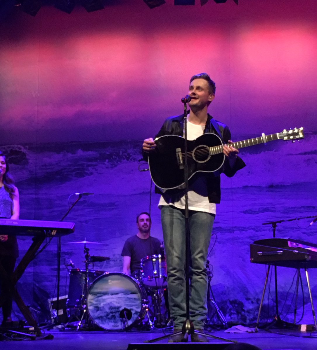 neilhunter26's tweet photo. Welcome back @tomchaplin  - brilliant night in Leeds, great songs, great band and great audience connection - can't wait for York next May https://t.co/q7Va3e6NuN