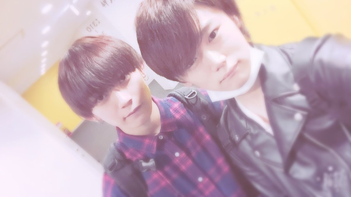 JBanothers_TY's tweet photo. こんばんはฅ^•ω•^ฅ

今日はダンスレッスンでした！
たいぞうとパシャリ！

ばいばいฅ( •ω• ฅ)ｶﾞｵ-♡

https://t.co/itZlpBoJUa  #CHEERZforJUNON https://t.co/ePTPPkGVub