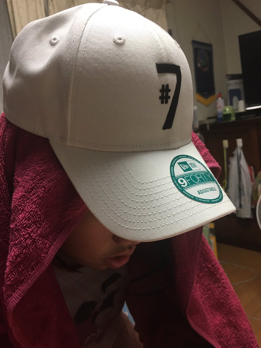 1919_1960's tweet image. 妹にかぶせてみる。

#7cap