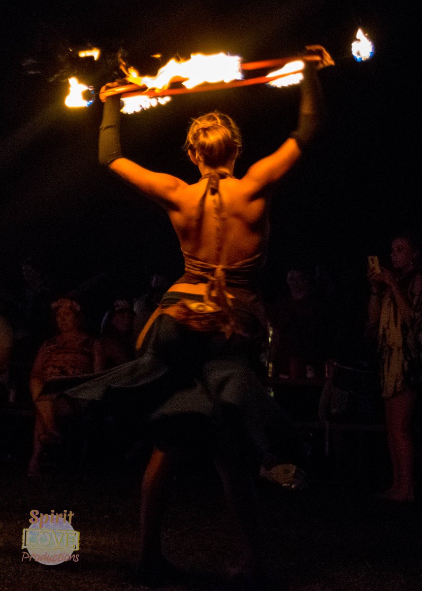 spiritloveprod's tweet photo. Loving all the #Flowart #Firehoops #Firespining that happened day 1 of Hempfest. More fun flow pictures by us to come. https://t.co/Dpc7ROOK1x