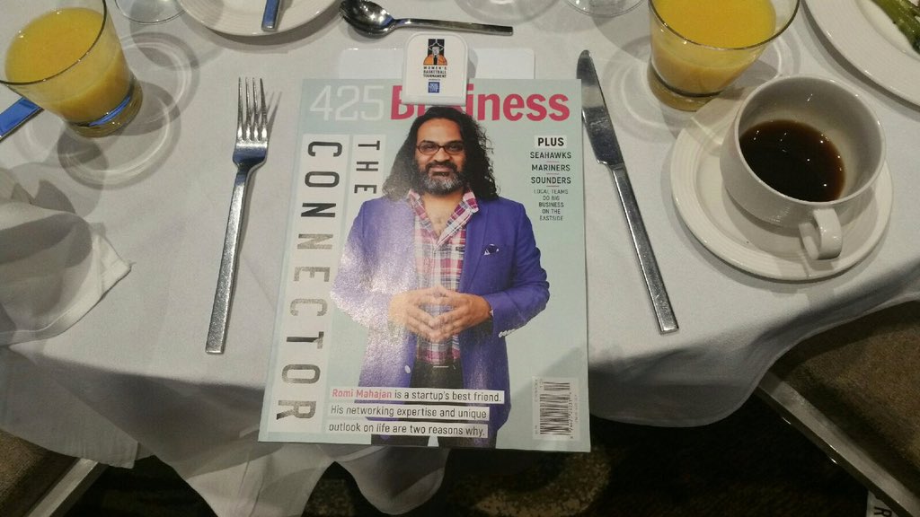 425Business's tweet photo. We had a great time at #WLB16 this morning with @VisitSeattle and @SeattleSC! https://t.co/CYHe71mWz3