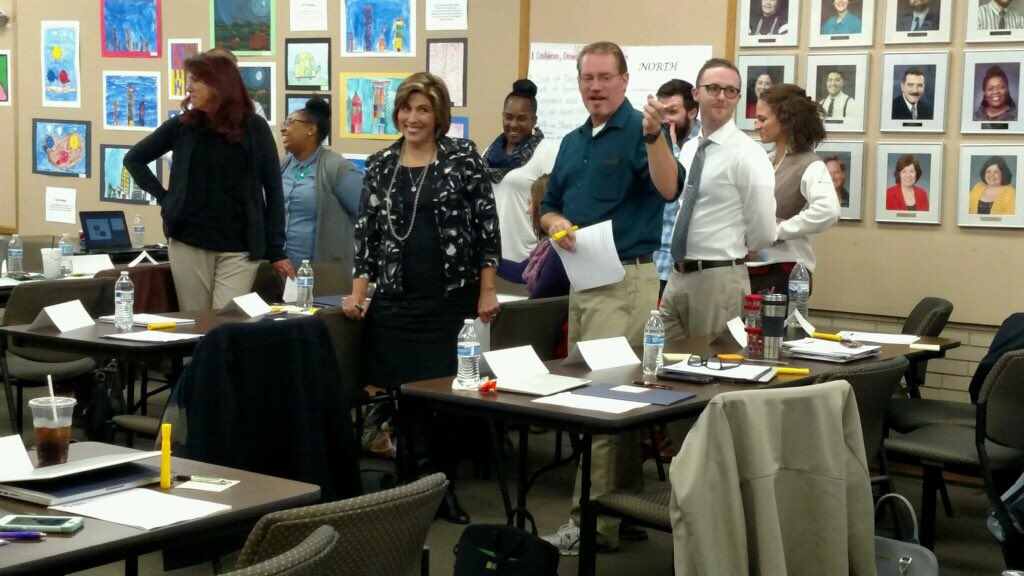 JenniferGilson2's tweet photo. Groups participating in the Compass Points Preferences in Group Work protocol at the Principals Institute Cohort 2. @IllinoisCSI https://t.co/zBFoIMUCul
