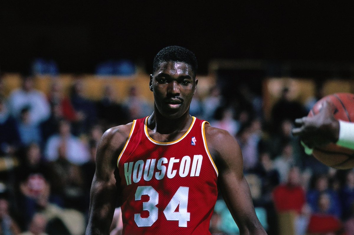 “Hakeem Olajuwon 1984”的图片搜索结果