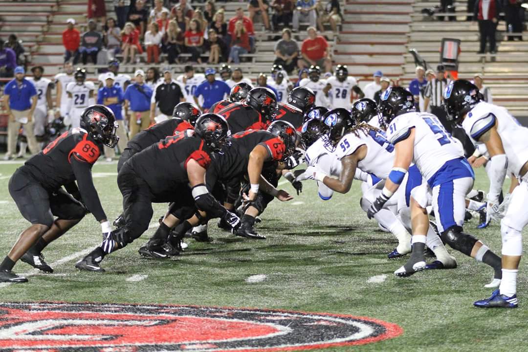 CoachBenBlake's tweet image. Love watching these guys get better everyday and perfect their craft! Can't wait to watch them #BringTheJuice this Saturday! #ControlTheLOS