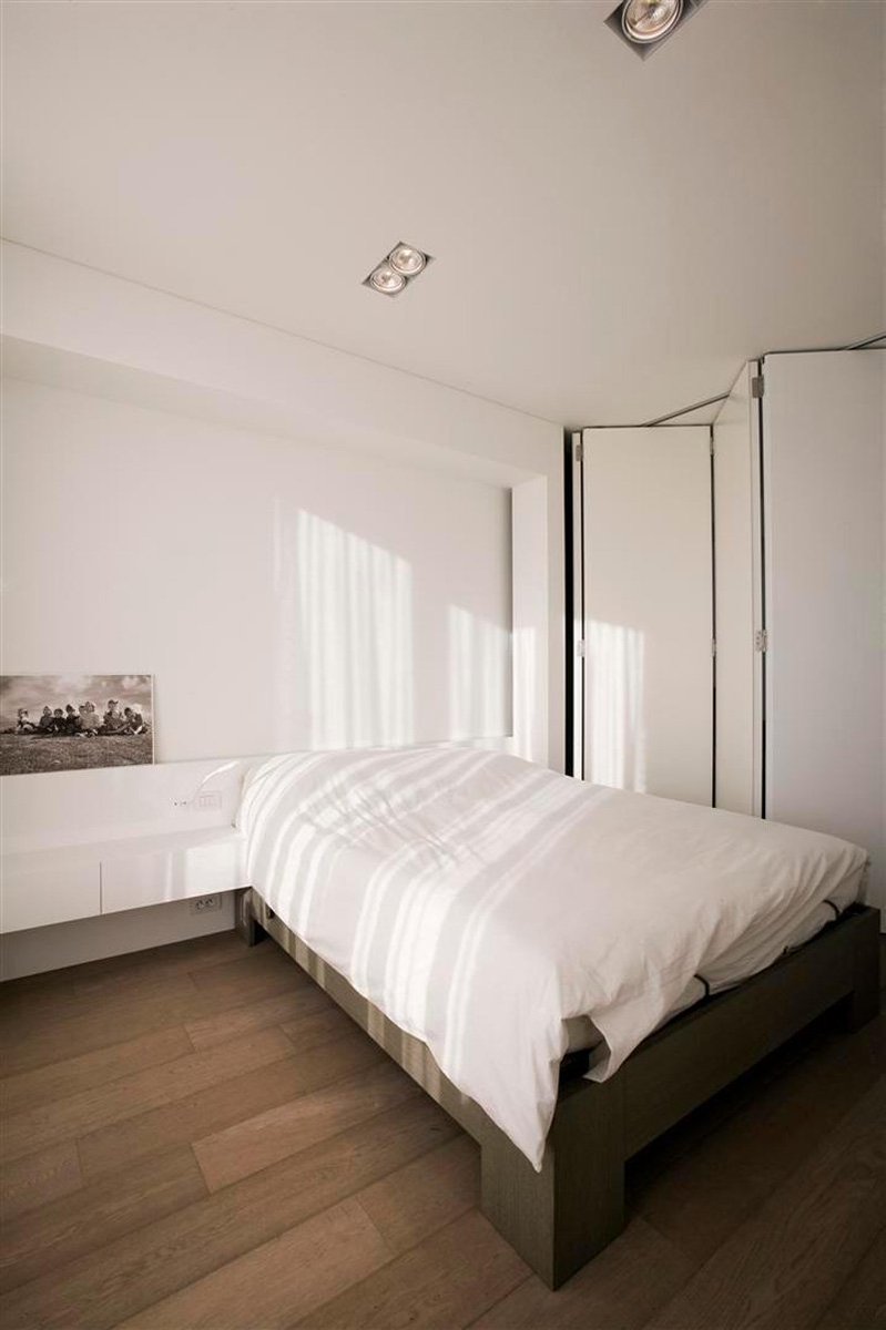 Abitazdotcom's tweet image. Witte slaapkamers om in weg te dromen... #Zzzzzzz #interieur #blog abitaz.com/nl/blog/witte-…