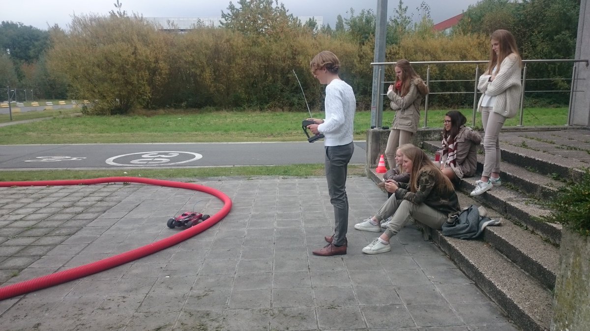Joris Thybaut (@jthybaut) on Twitter photo En de brandstof moet natuurlijk ook getest worden... @antondevylder <a href="/ugent_fea/">Faculty of Engineering and Architecture UGent</a> <a href="/abouriak/">Alexandra Bouriakova</a> #Wetenschapsweek En de brandstof moet natuurlijk ook getest worden... @antondevylder <a href="/ugent_fea/">Faculty of Engineering and Architecture UGent</a> <a href="/abouriak/">Alexandra Bouriakova</a> #Wetenschapsweek