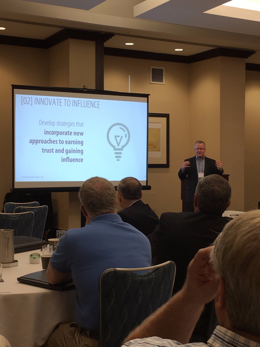 Robert Howard of @digitalatks discusses how the retail experience is being disrupted &amp; the digital experience gap #eretailer16
