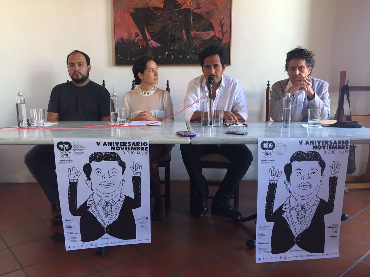 bypmexico's tweet photo. #BuenasNoticias Equiparán sala de exhibición cinematográfica en el Teatro Juárez. https://t.co/8mGy75lpy6 https://t.co/RjBEAzgt3c