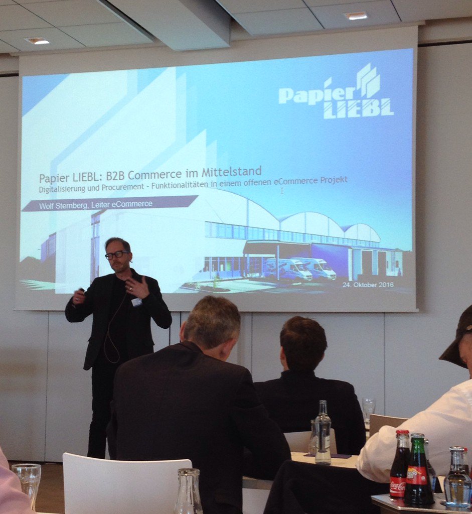 Ein Heimspiel in der Continental Arena. Ecommercetag 2016 #ectag im Regensburg #ecommerce #papierliebl