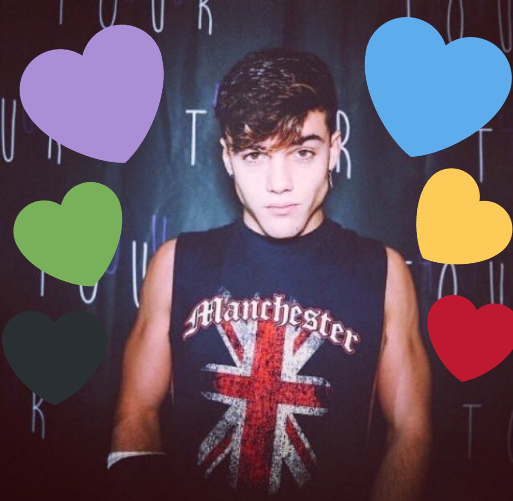 shaunax_'s tweet photo. @GraysonDolan we all love you so much❤️Please ignore the haters there just jealous🤘🏼 #weloveyougrayson #supportgrayson https://t.co/DPfBN0l4v2