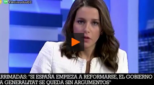 VilaWeb's tweet photo. Arrimadas a 13TV: ‘Jo porto escorta perquè sabem què passa a Catalunya’
VÍDEO: https://t.co/fO29U14HnK https://t.co/ZBoXB33GBF