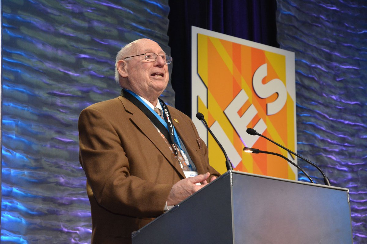 The_IES's tweet photo. Bill Brown receives IES Louis B Marks Award at IES Annual Conf #iesconnectedlight. 57 years of continuous, enthusiastic service to IES. Wow! https://t.co/QyqdX5WtIc