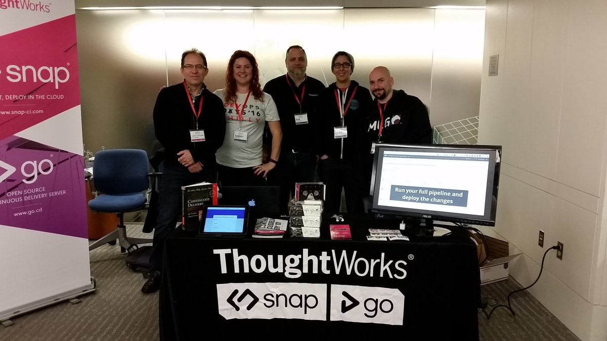AubreyChipman's tweet image. @thoughtworks at #devopsdaysphl with @GaryStafford @devopsy @kmugrage @loudalouda @AubreyChipman ||@snap_ci @goforcd