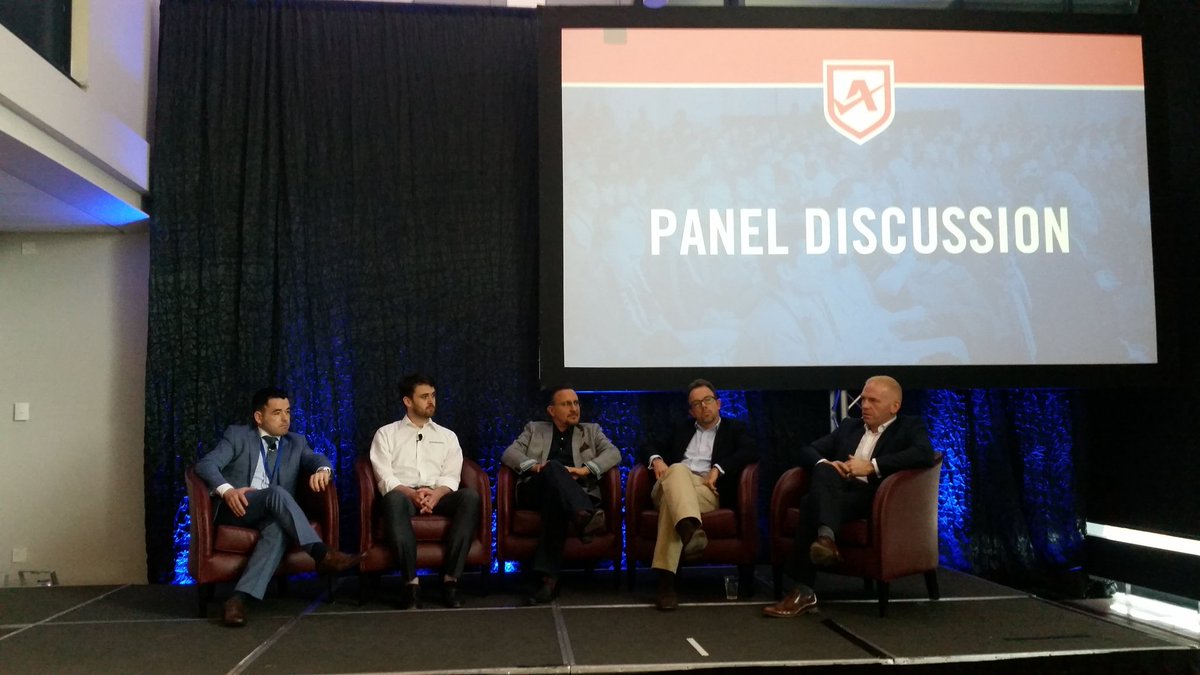 derrick_IRL's tweet photo. Wrapping up the day with Panel Q&amp;A.
@Autotask #SmartITSummit https://t.co/2UtupASEPU