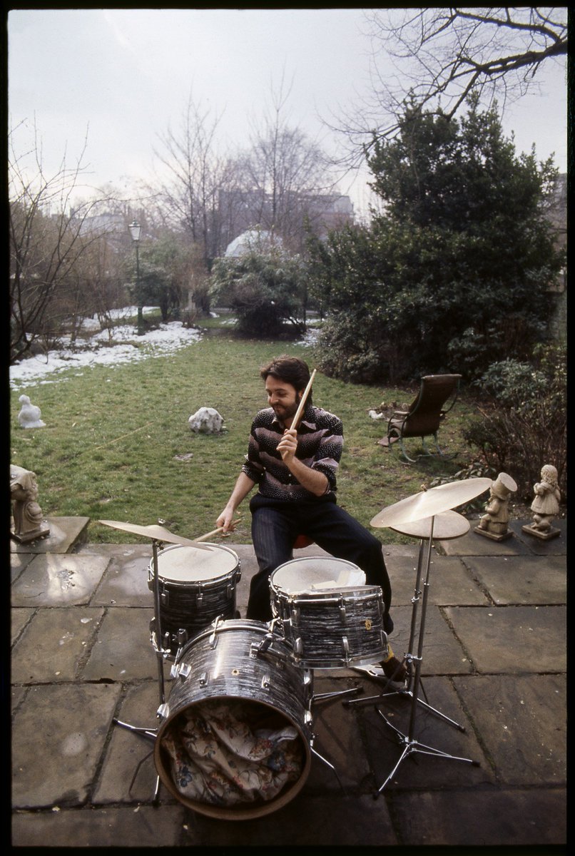 Paul McCartney tweet media