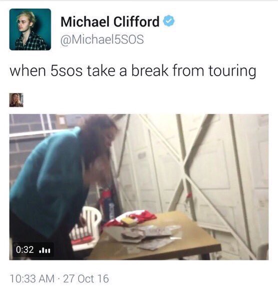 X5SOSUPDATERX's tweet photo. Michael deleted this tweet. -Amanda || via timeline https://t.co/dLS965SYFg