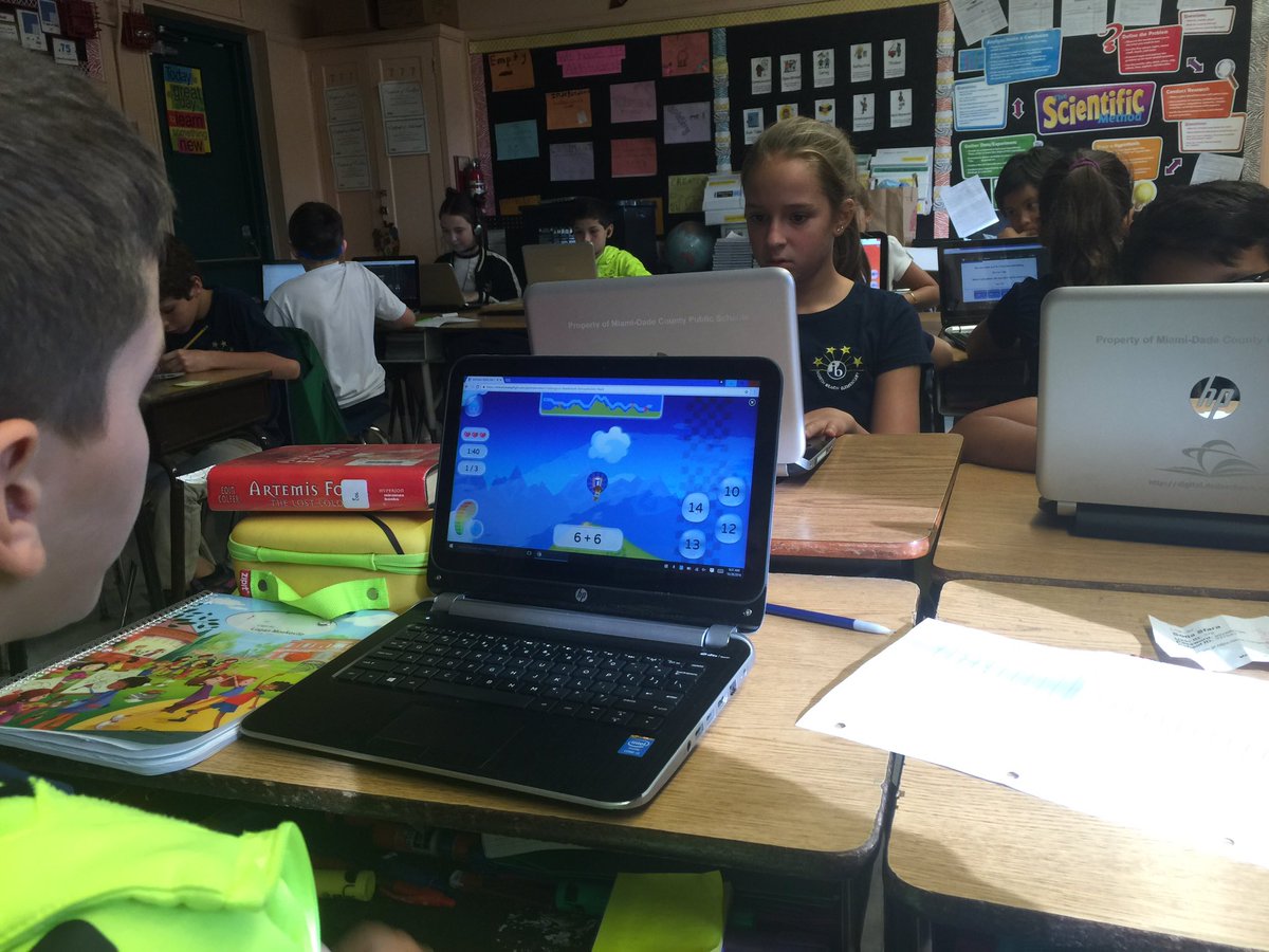 spassariello's tweet image. #spookymath North Beach Elementary working hard to get medals
