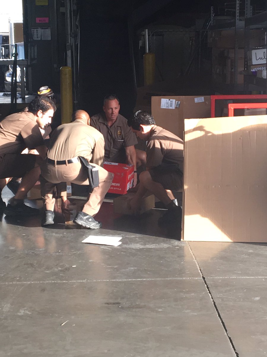 UPSHorizonLV's tweet photo. Safety committee mentoring our new drivers. #SafetyAlways https://t.co/mzN7SyaOx7