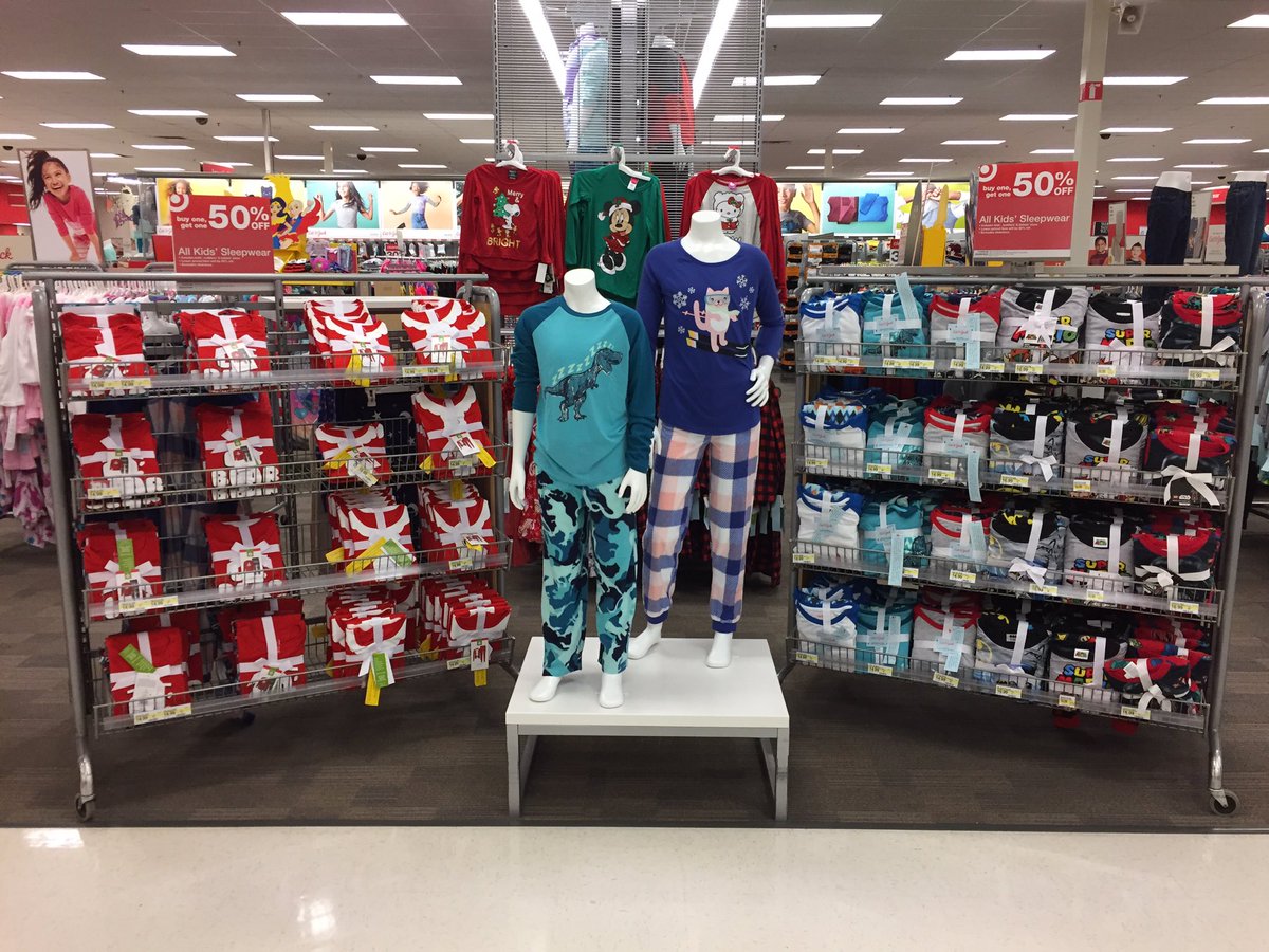 heidzzsmith's tweet photo. Stay cozy all season long! #winterpjs #sellitall #wintheseason https://t.co/8gd5MhFKv4