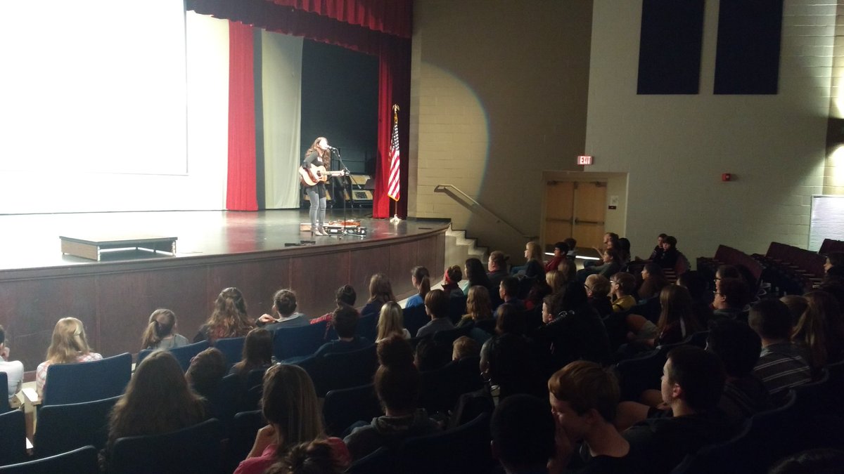 Mdownt's tweet photo. Thank you to @annebucklemusic for coming to speak to 8th graders about the hard work needed to succeed in the music industry! #59percent https://t.co/dfZYCrnfsO