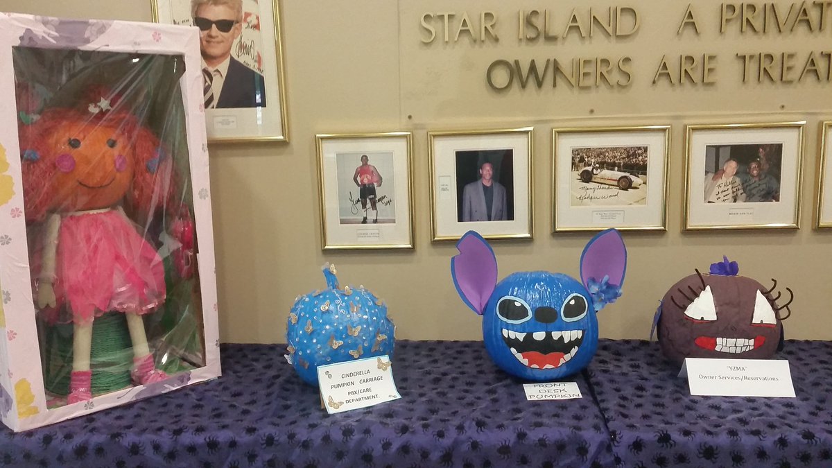 StarIsland_ORL's tweet photo. Star Island Resort is preparing for our Annual Pumpkin Decorating Contest! Don't forget to stop by the front desk to vote! #IWouldWaitInLine https://t.co/f4Gi8bR9f0