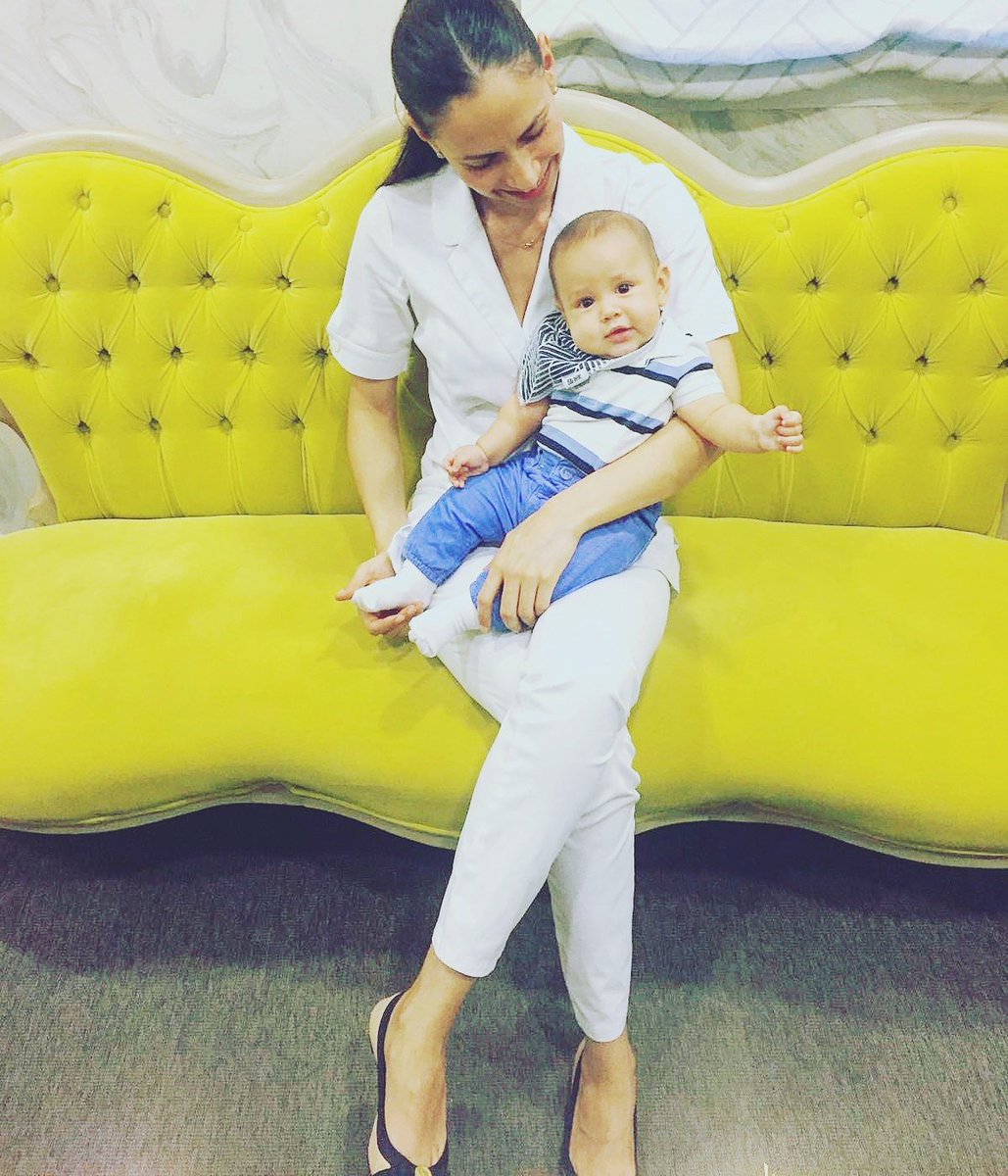 Los jueves son de masajes infantiles para bebés 😍😍Hoy hemos tenido dos bebés en #ciabal 😇😇 No nos puede hacer mas ilusión 🌸 #masajes #baby