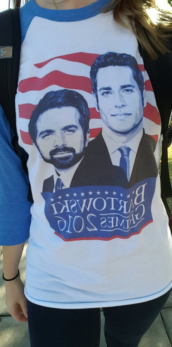 ChrismanAshley's tweet photo. Best. Shirt. Ever.
#SaveChuckAgain #ImWithNerd #BestShowEver #NerdHQ
@ZacharyLevi @thenerdmachine https://t.co/0GhsmTUyd3