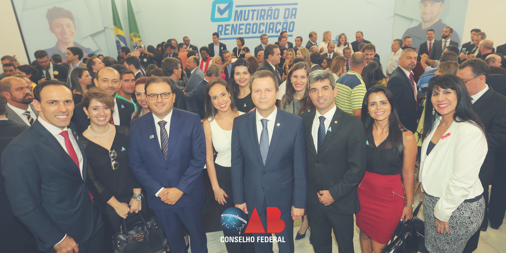 CFOAB's tweet photo. OAB celebra sanção de projeto que mantém advocacia no Simples Nacional, https://t.co/syjdgGLRZG #Supersimples https://t.co/intTOcKTEw